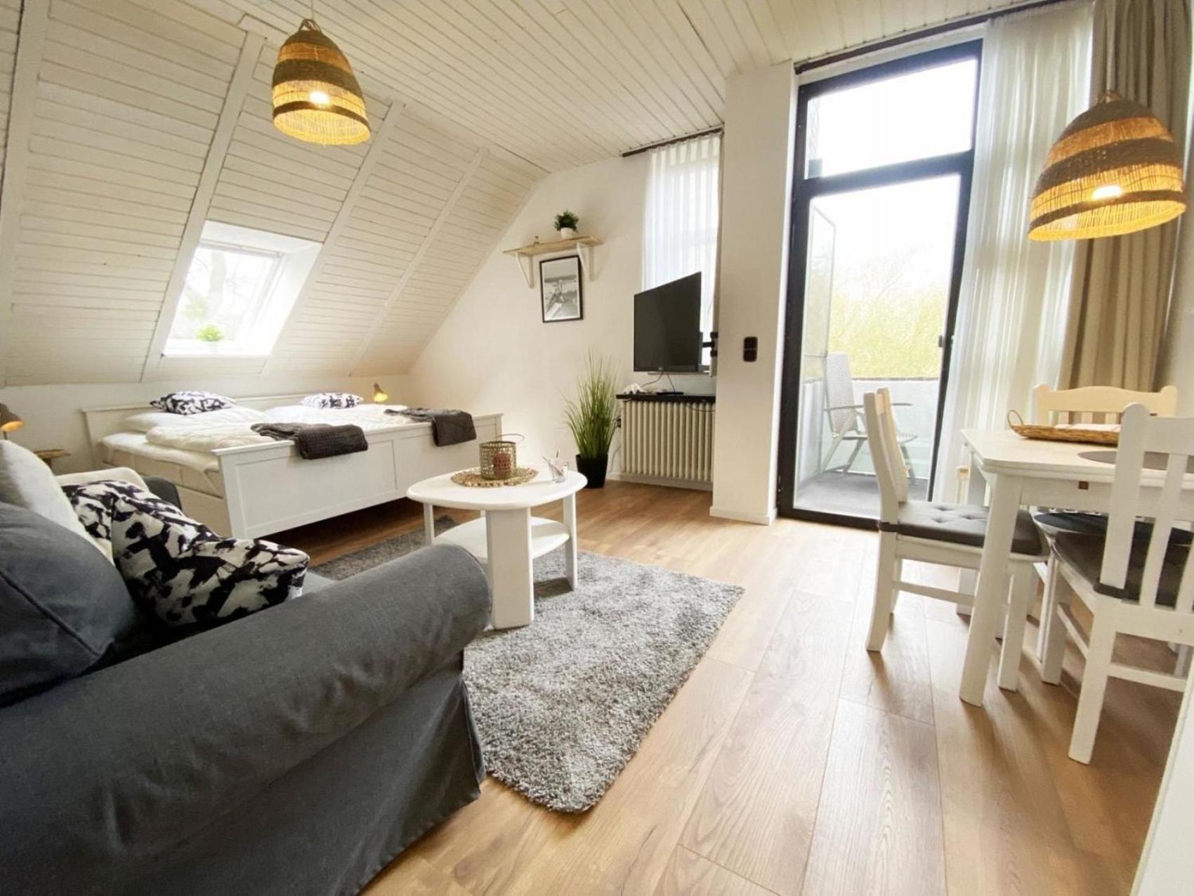 Ferien Im Wangerland - Haus Wiesenweg - Apartment 2 1Og Horumersiel Bagian luar foto
